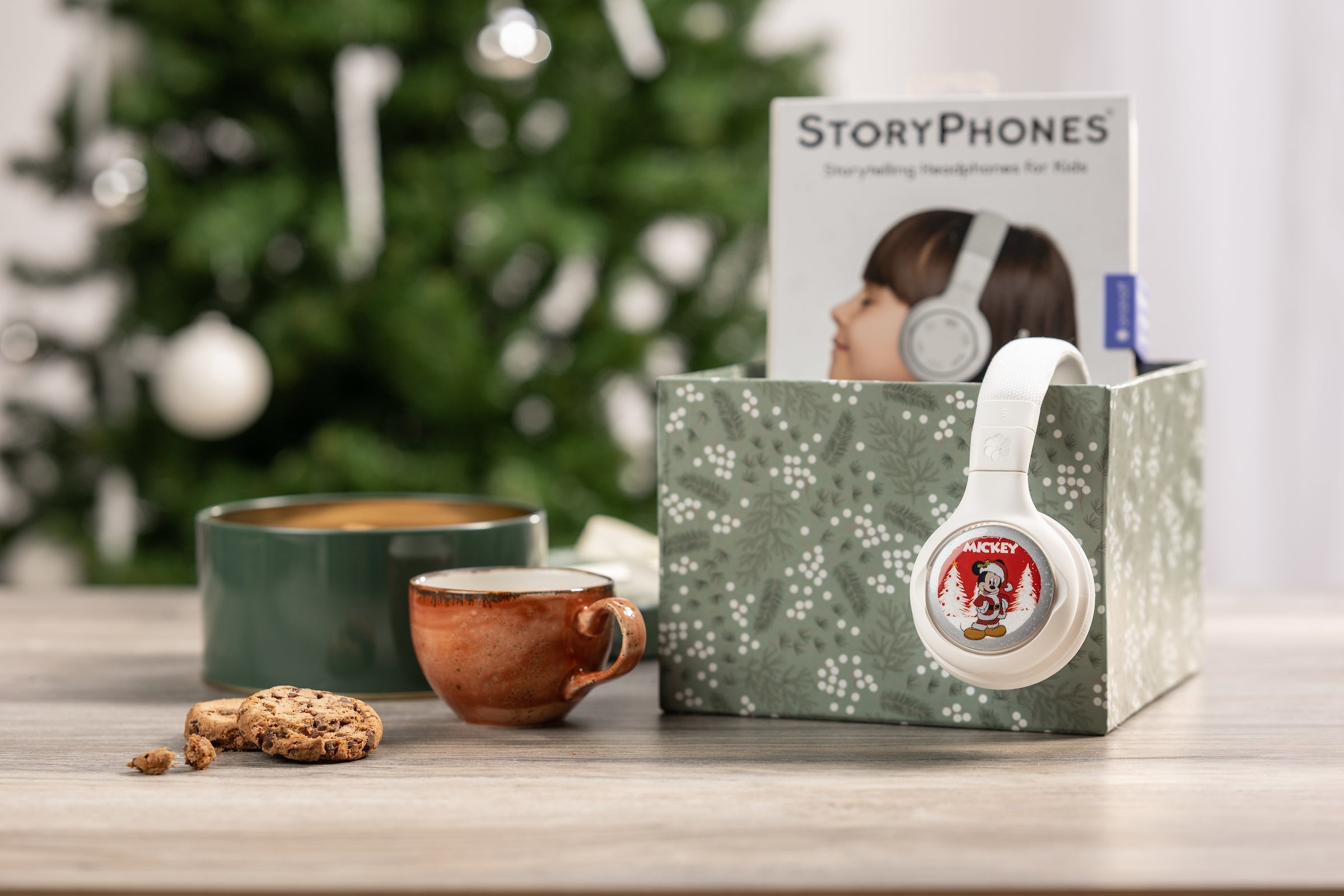 Screen-Free Joy for the Holidays: A Gift To Treasure All Year