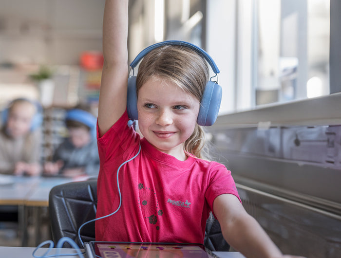 <h3><strong>StudyPhones</strong></h3>
