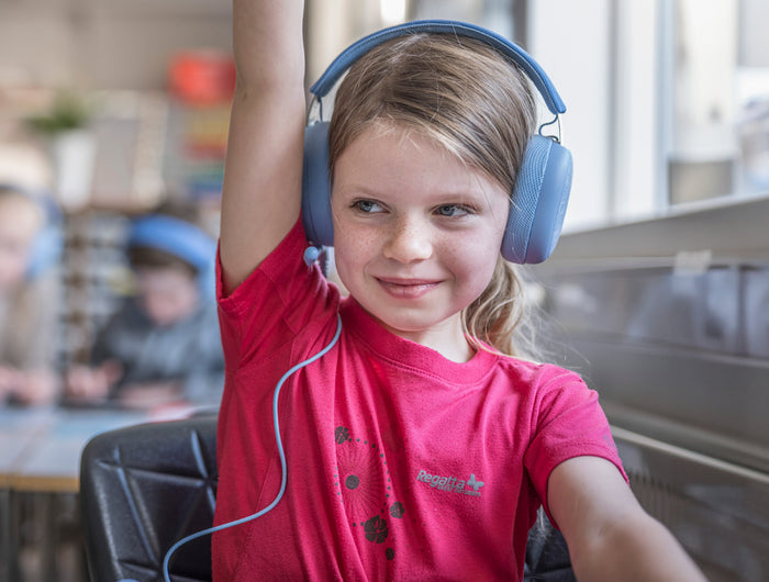 <h3><strong>StudyPhones</strong></h3>